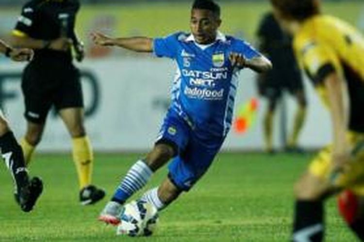 Gelandang Persib Bandung, Firman Utina.