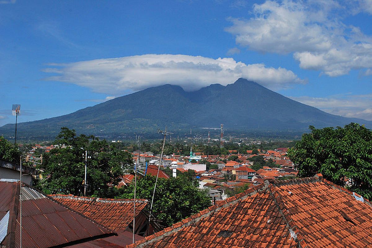 Gunung Salak