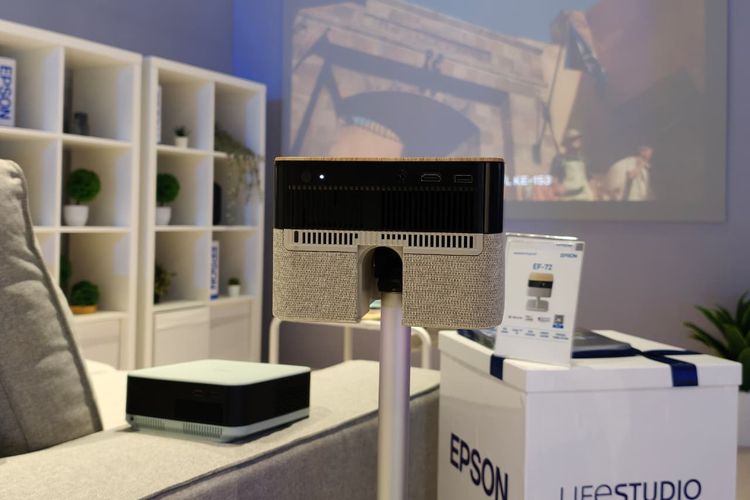 Proyektor portable Epson.