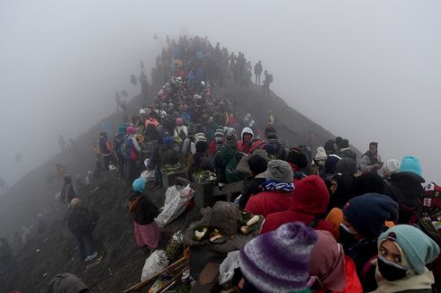Yadnya Kasada Promosikan Pariwisata Gunung Bromo