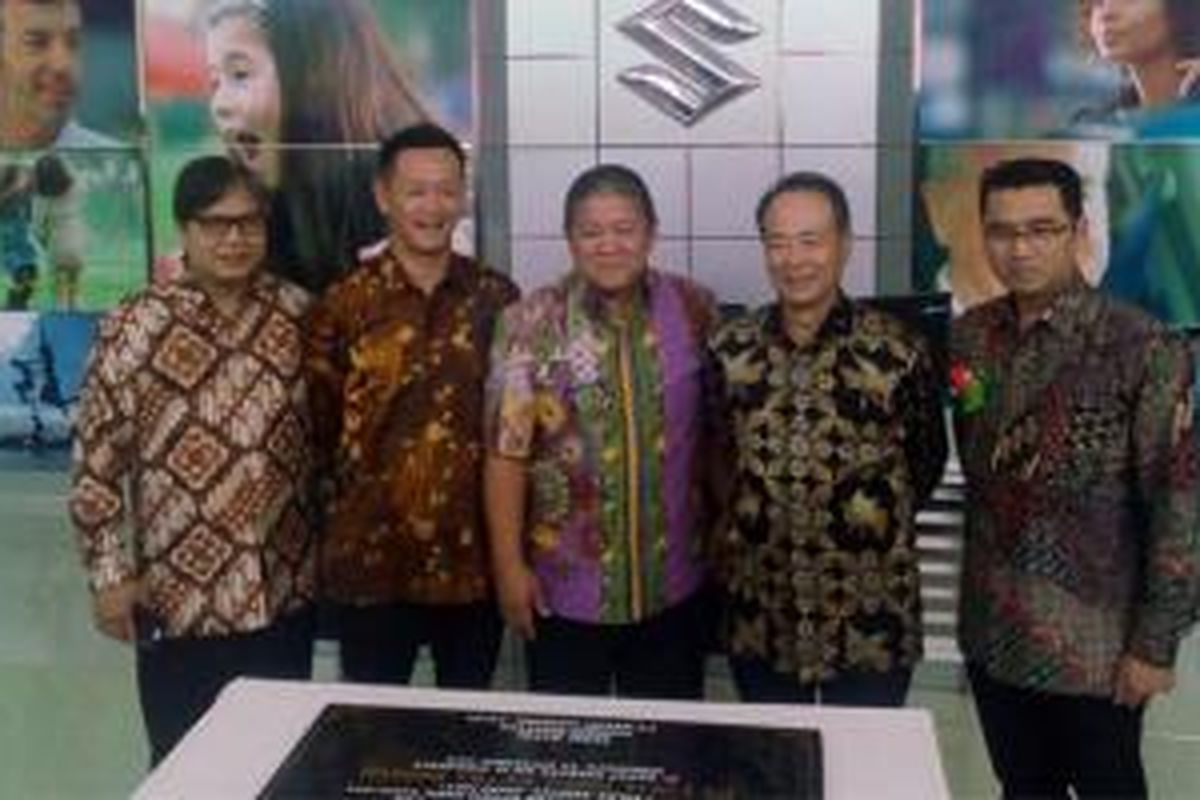 Peresmian Suzuki Indramayu dihadiri oleh direksi SIS dari Jakarta.