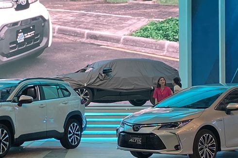 Bukan untuk Dites, Toyota bZ4X Hanya Unjuk Gigi di GIIAS 2022