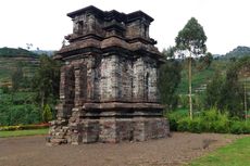 Sejarah Candi Dwarawati di Dieng