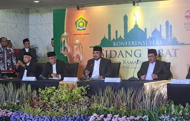 Jumpa pers pemerintah yang diwakili Menteri Agama (Menag) Yaqut Cholil Qoumas bersama MUI, Komisi VIII DPR, hingga Duta Besar negara sahabat di Gedung Kemenag, Jakarta Pusat, Rabu (22/3/2023). 