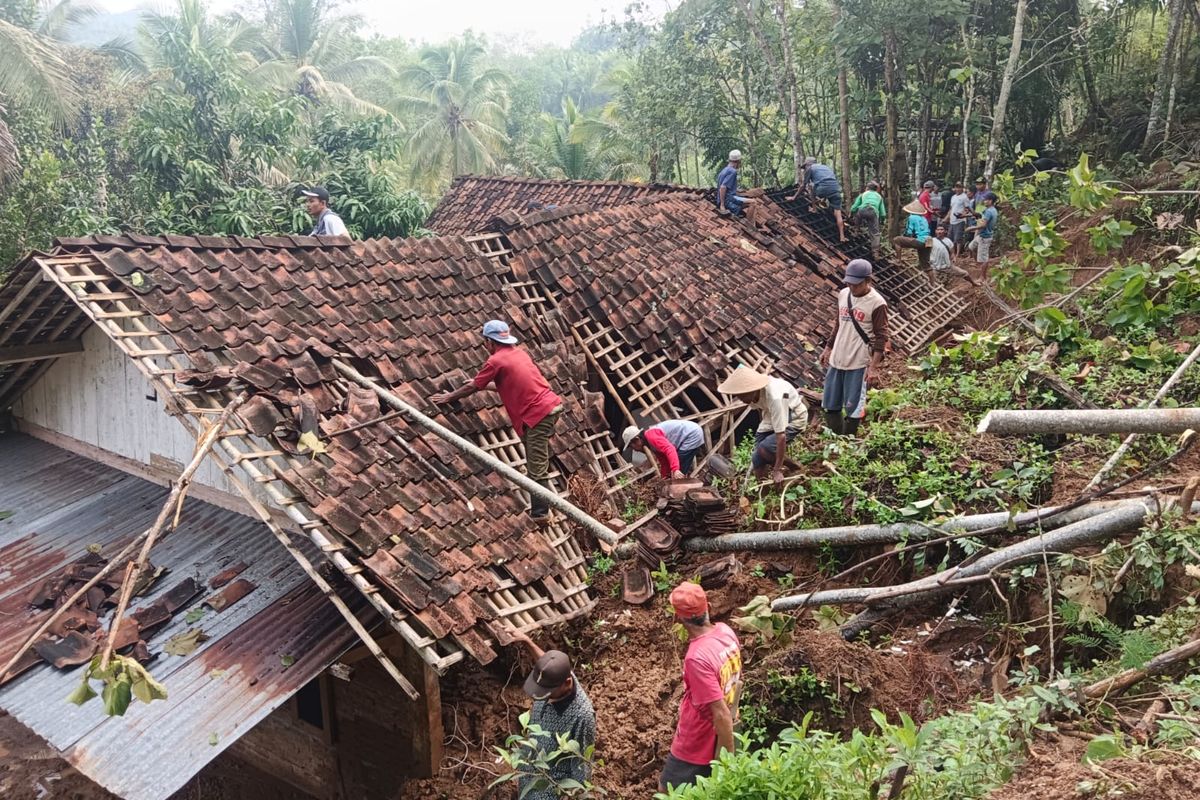 Deretan Bencana di Wonosobo, Warga Diminta Tetap Waspada...