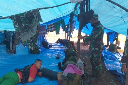 Terpapar Asap saat Padamkan Karhutla di Riau, 3 Prajurit TNI Jatuh Sakit