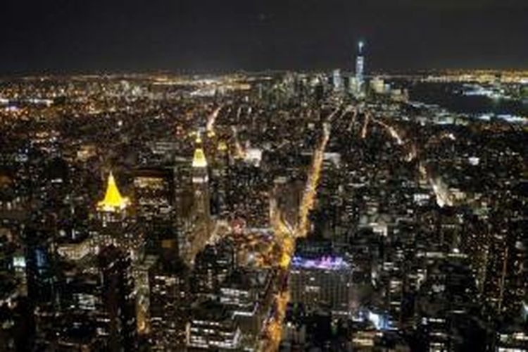 Manhattan New York, malam hari difoto dari Observatory of the Empire State Building, 4 Februari 2015.