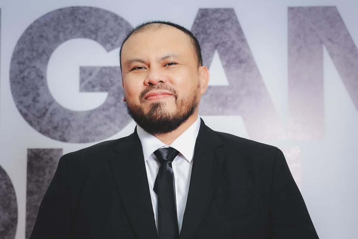 Joko Anwar merekomendasikan dua sepatu favoritnya.
