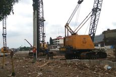 Penyelesaian Pembangunan Turap di Bukit Duri Tunggu Pemindahan Mushala dan Masjid