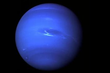 Karakteristik Planet Neptunus dan Keunikannya di Tata Surya