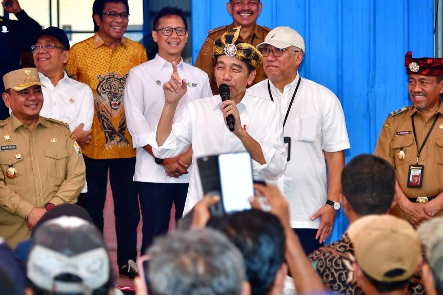 Jokowi Bahas Masalah Kenaikan UKT Bersama Menteri Pekan Depan