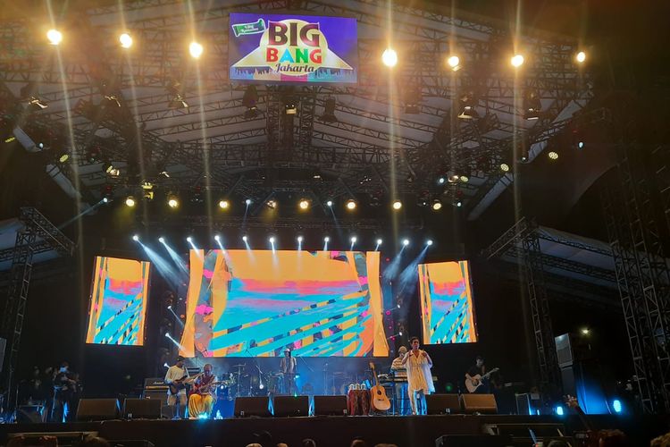 Grup band Fourtwnty tampil hari terakhir festival Big Bang Ramadhan 2022
