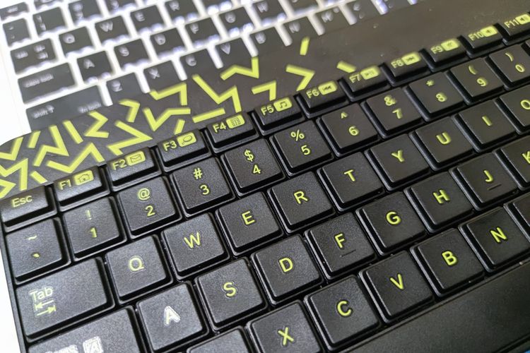 Bukan Urutan Alfabet, Ini Alasan Keyboard Pakai Susunan Qwerty Halaman All  - Kompas.com