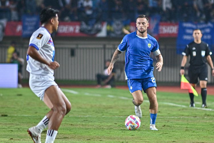 Link Live Streaming Persib vs Dewa United di Piala Presiden 2025 Hari Ini Pukul 19.30 WIB