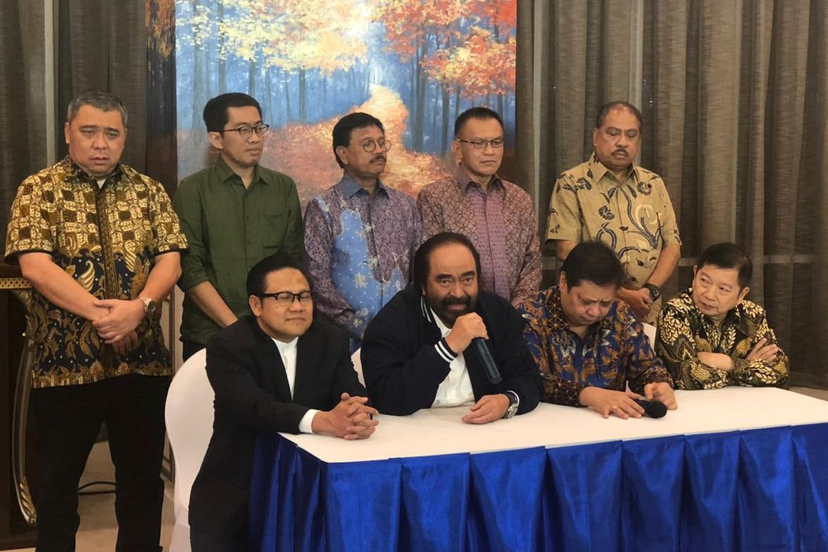 Ketua Umum Partai Nasdem, Surya Paloh, di kantor DPP Nasdem, Jakarta Pusat, Senin (22/7/2019). 
