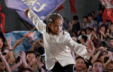 Film The Karate Kid (2010) yang dibintangi Jaden Smith dan Jackie Chan