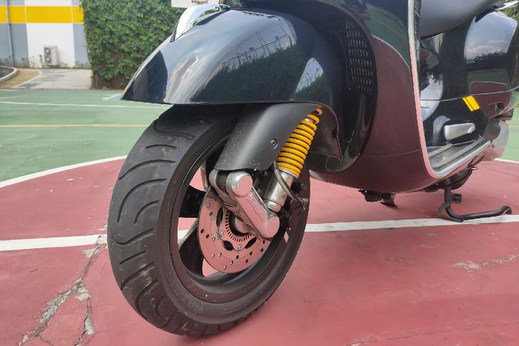 Vespa GTS Super Tech 300