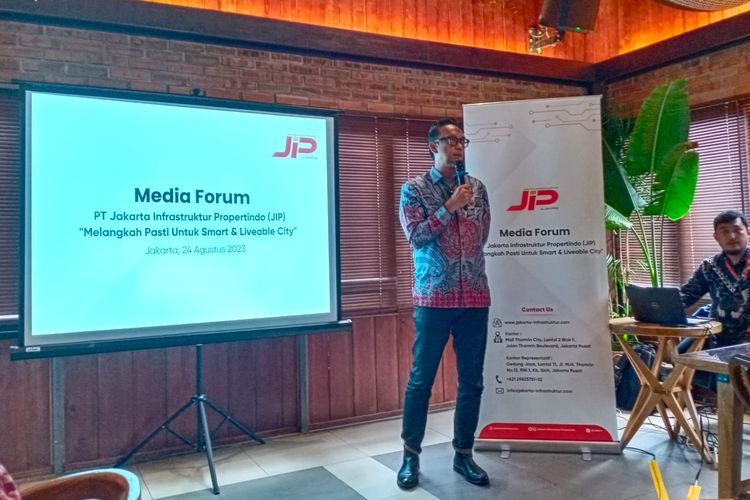 Direktur Utama PT Jakarta Infrastruktur Propertindo Araf Anbiya