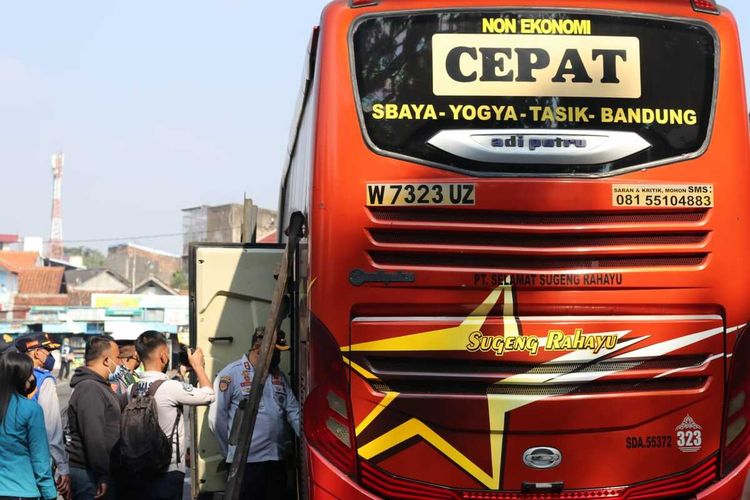 Ilustrasi Terminal Cicaheum. Tarif bus Bandung-Malang naik hingga Rp 40.000 imbas dari kenaikan harga BBM. 