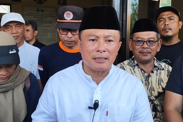 Tinjau Puting Beliung, Bupati Kuningan Imbau Warga Mitigasi Bencana di Musim Hujan
