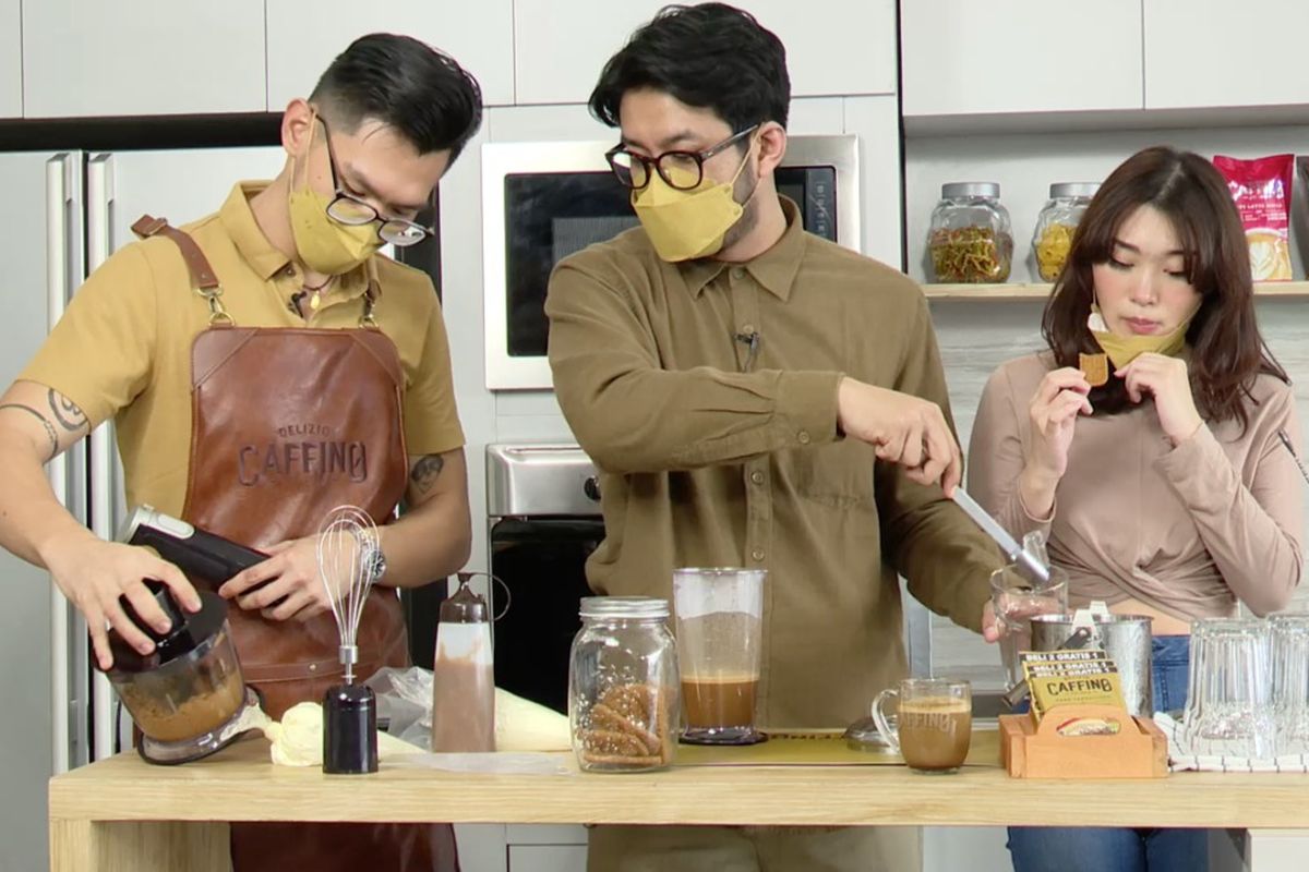 Kiri - Jerry Andrian, Juara Master Chef Indonesia S7, Tengah - Muhammad Aga, Barista Profesional, Kanan  Livy Renata, influencer 