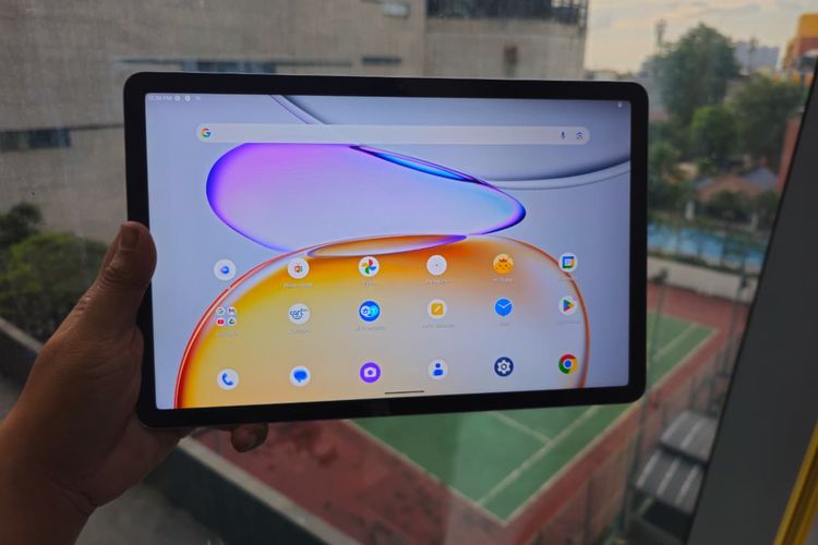 Layar Megapas SE, berukuran 11 inci, resolusi FHD+, dan dukungan refresh rate hingga 90 Hz.
