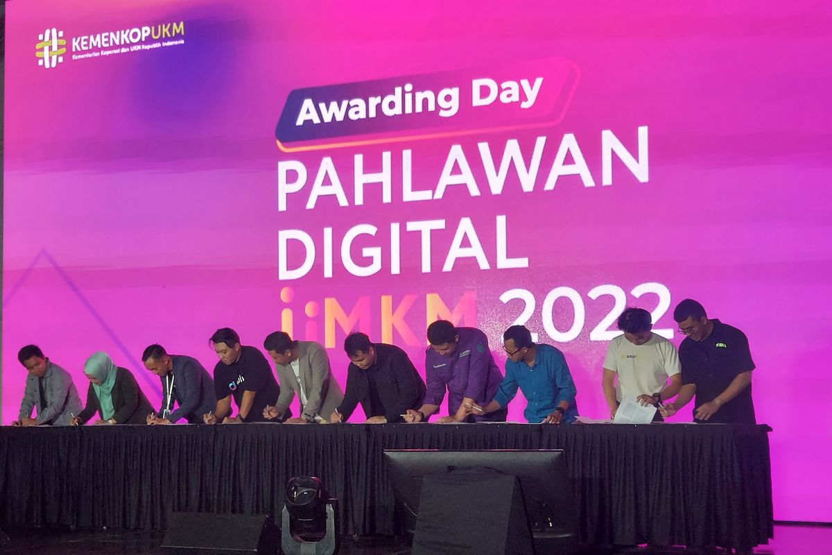 Awarding Day Pahlawan Digital UMKM 2022