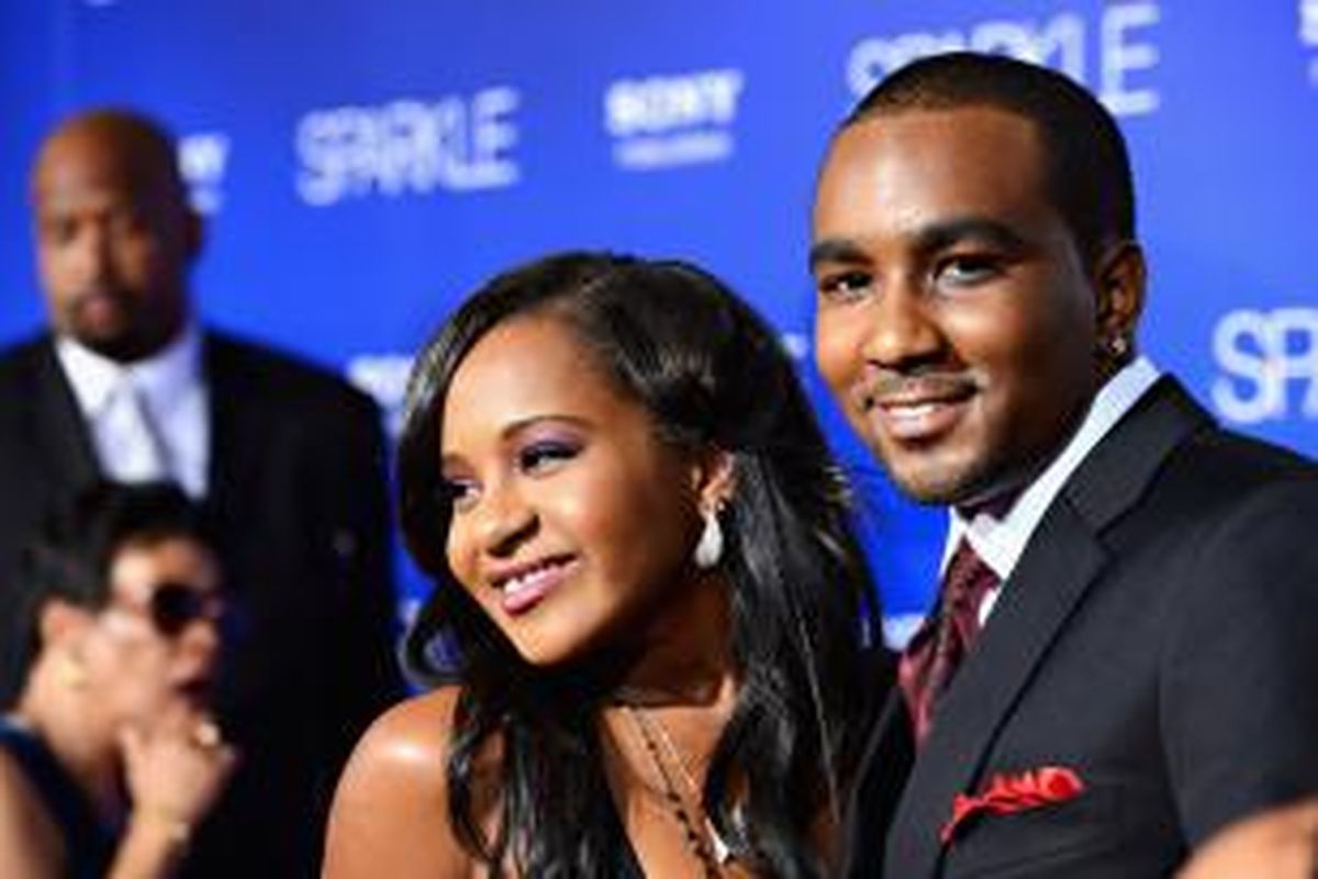 Bobbi Kristina Brown (kiri) dan Nick Gordon tiba pada acara pemutaran perdana film Sparkle di Grauman's Chinese Theatre, Hollywood, Los Angeles, California, AS, 16 Agustus 2012.