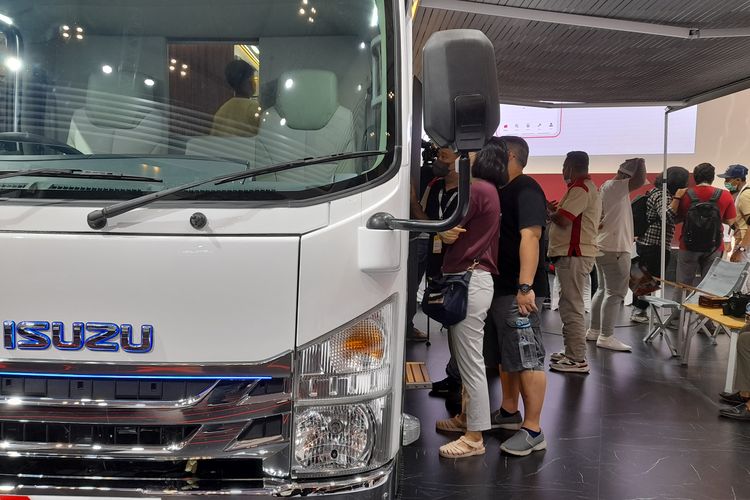 Booth Isuzu di GIIAS 2022