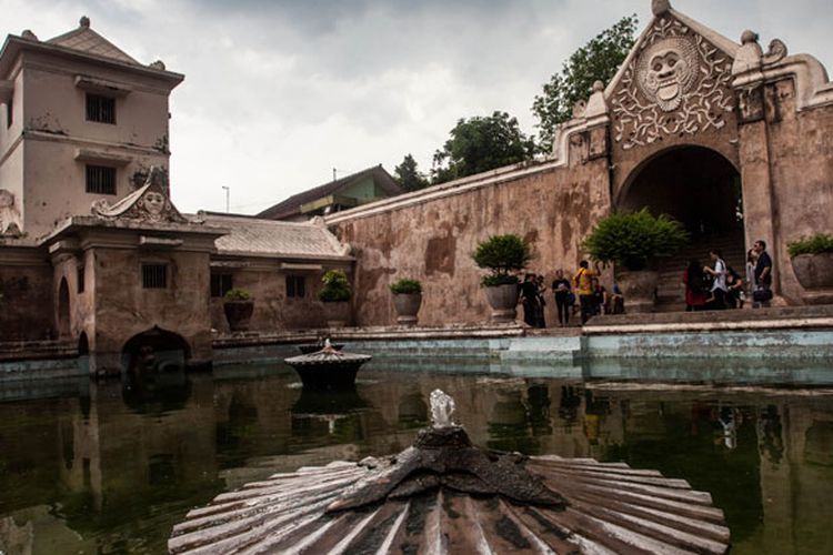 5 Bagian Taman Sari Jogja Ada Masjid Di Bawah Tanah Halaman