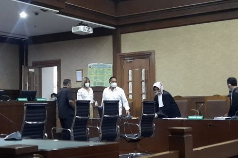 Usai Ditegur Hakim gara-gara Telat, Nia Ramadhani dan Ardi Bakrie Datang Sidang Lebih Awal 