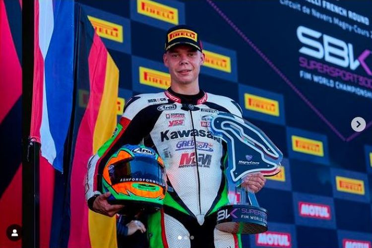 Pebalap WorldSSP 300 asal Belanda, Victor Steeman. Steeman meninggal dunia usai mengalami kecelakaan fatal pada balapan di Portugal, Sabtu (8/10/2022). (Sumber foto: Tangkapan layar Instagram Victor Steeman/victor_steeman72)