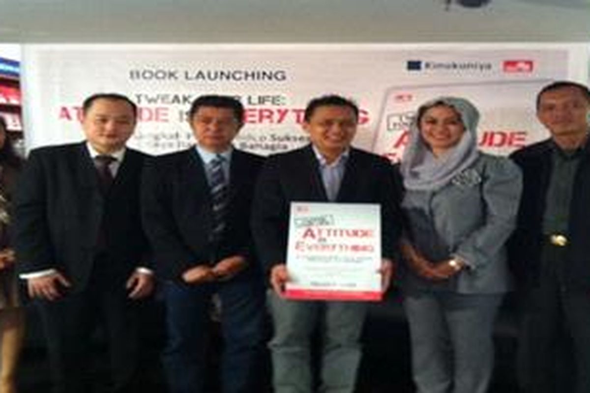 Launching buku Rudy Lim dihadiri para sahabatnya di Kinokuniya, Sogo, Plaza Senanyan.