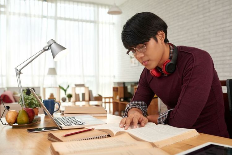 Mahasiswa ataupun akademisi kini dapat memanfaatkan layanan daring untuk mengakses data riset lewat fitur Layanan Riset Mahasiswa yang dihadirkan Bapenda DKI Jakarta. 