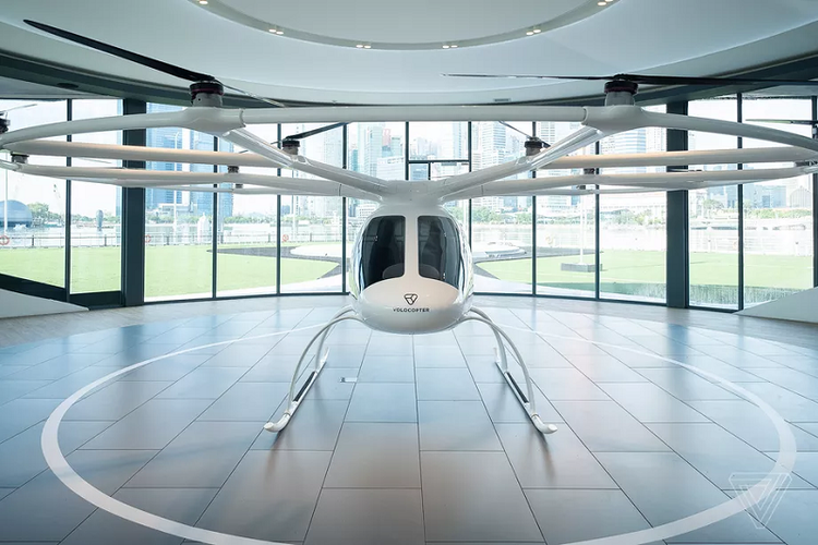 Grab dan startup Volocopter memamerkan taksi terbang online Volocopter 2X.