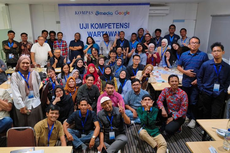 41 Wartawan Dinyatakan Kompeten dalam UKW LUKW Kompas dan Google di Semarang