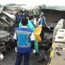 Minibus Hangus Setelah Tabrak Bagian Belakang Truk di Tol Madiun, 3 Orang Tewas