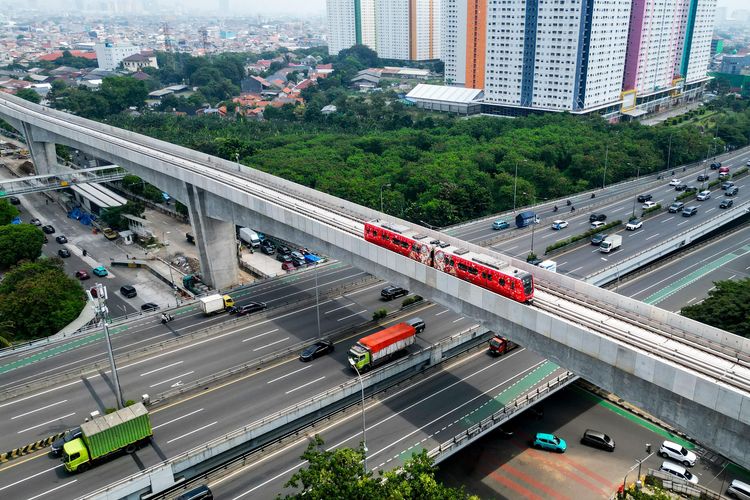 LRT Kelapa Gading-Manggarai Hubungkan 3 Kota, Jam Operasional Ikuti KRL