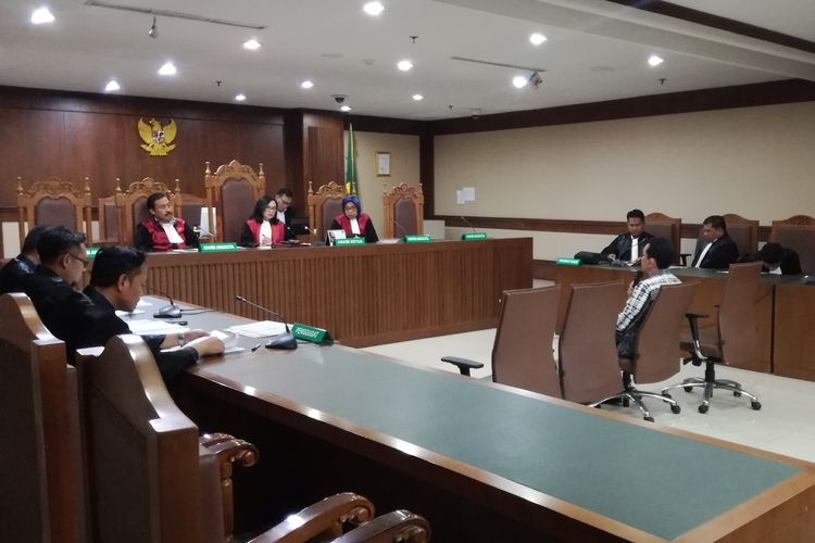 Sidang dakwaan rekan mantan Direktur Utama PT Industri Telekomunikasi Indonesia (INTI) Darman Mappangara, Taswin Nur di Pengadilan Tipikor Jakarta, Kamis (24/10/2019)