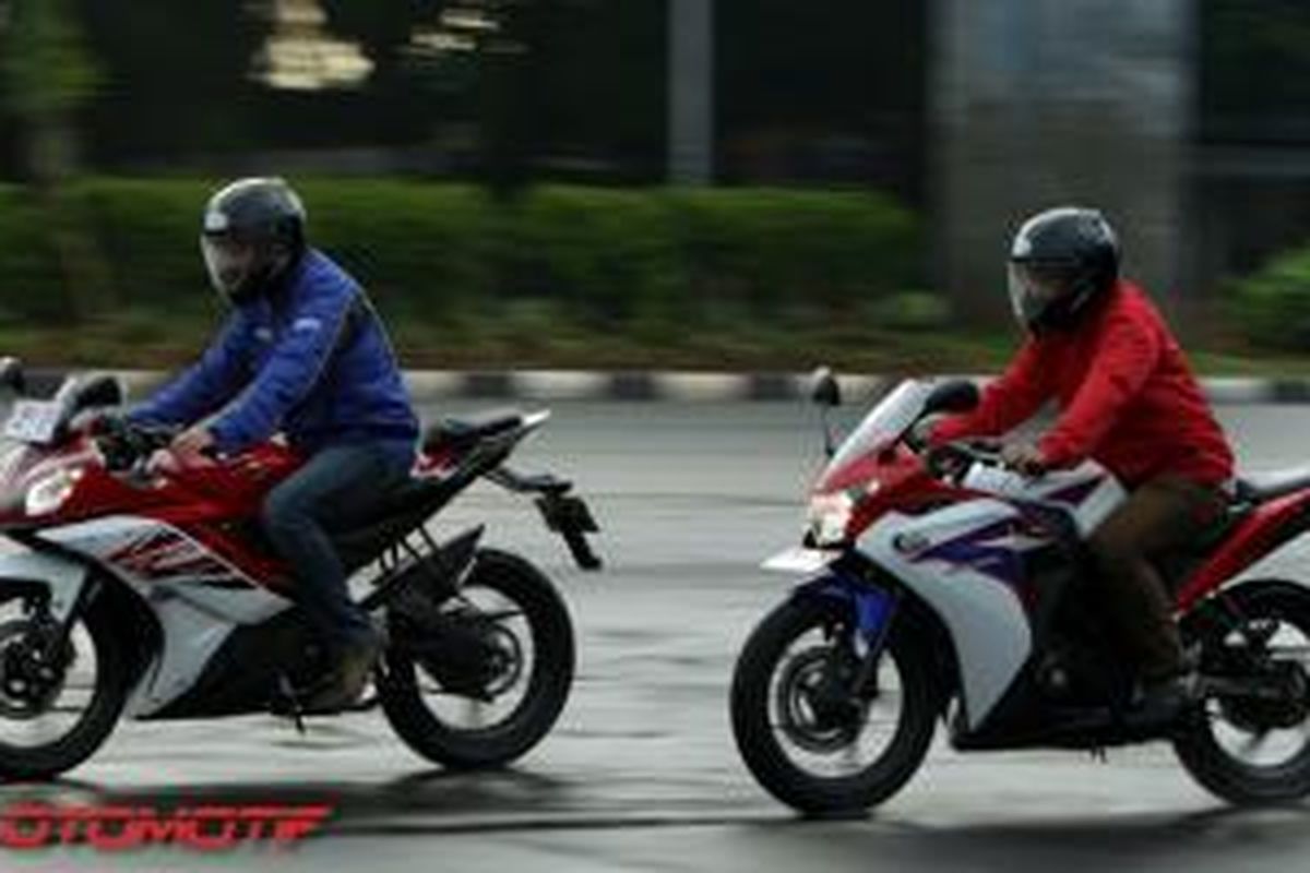 Yamaha R15 vs Honda CBR 150R