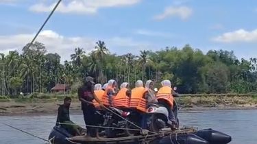 Murid Jatuh Saat ke Sekolah Pakai Rakit, Disdik Aceh Utara Berlakukan Kurikulum Darurat