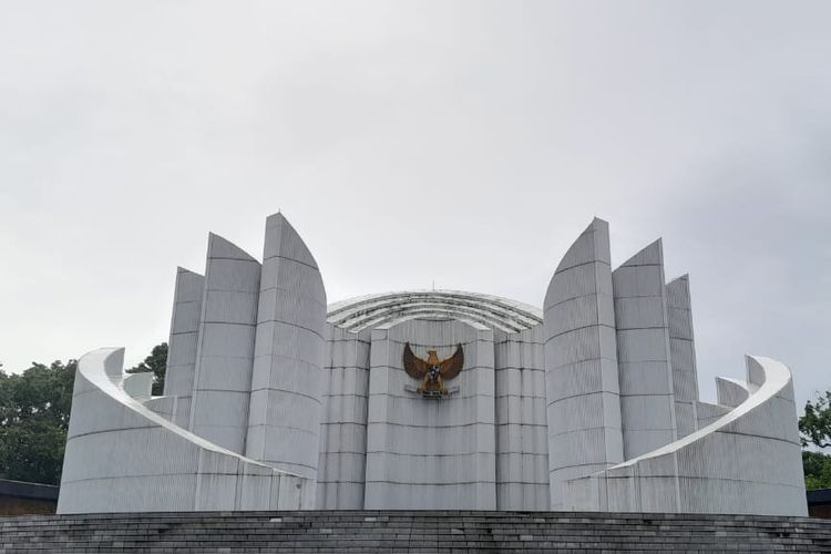 Tampak depan dari Museum Monumen Perjuangan Jawa Barat