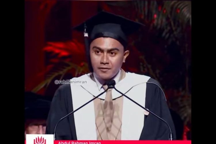 Alumni Jurusan Kesehatan Masyarakat Universitas Negeri Gorontalo, Abdul Rahman Imran , lulusan S2 terbaik di School Medicine and Dentistry Griffith University Australia. 