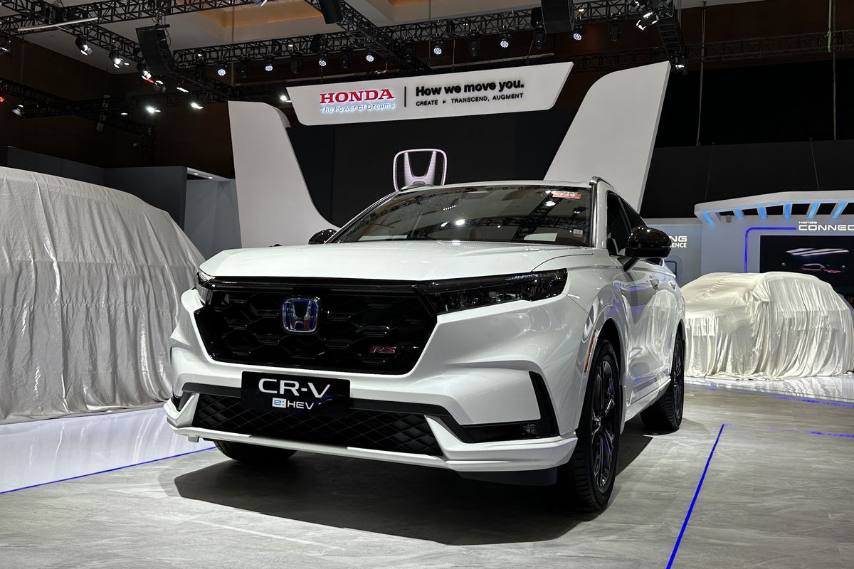 All New Honda CR-V RS e:HEV warna Platinum White Pearl