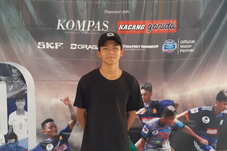 Pemain terbaik Liga Kompas Kacang Garuda U-14 bulan September 2018, Ahmad Athallah Araihan. 

