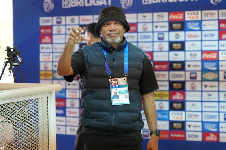 COO Malut United, Willem D. Nanlohy, bersiap menghadirkan Akademi Merah Putih menggandeng klub elite Portugal, SL Benfica.