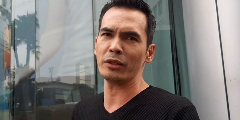 Atalarik Syah Merasa Dizalimi, Rumah Dibongkar Aparat Tanpa Proses Hukum Jelas - Kompas.com