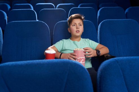 5 Efek Negatif Anak Nonton Adegan Kekerasan di Film Rating Usia 17+