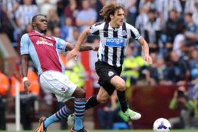 Bek Newcastle United, Fabricio Coloccini.