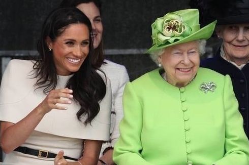 Gaya Meghan Markle Saat Hadiri Pertemuan dengan Ratu Elizabeth